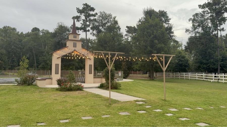 Inspira Ranch grounds